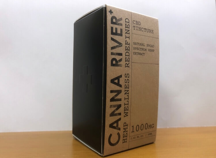 CANNA RIVER（カンナリバー）のオイルの箱